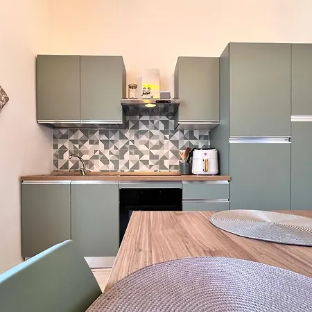 Le Dimore Di Traiano צ'יוויטווקיה